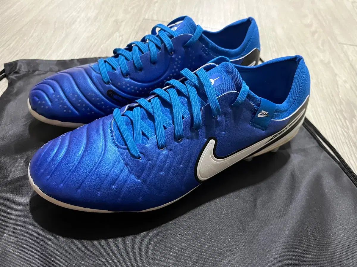 Nike サッカーシューズ AG ティエンポレジェンド10 NIKE ナイキ ティエンポ レジェンド 10 エリート AG-PRO