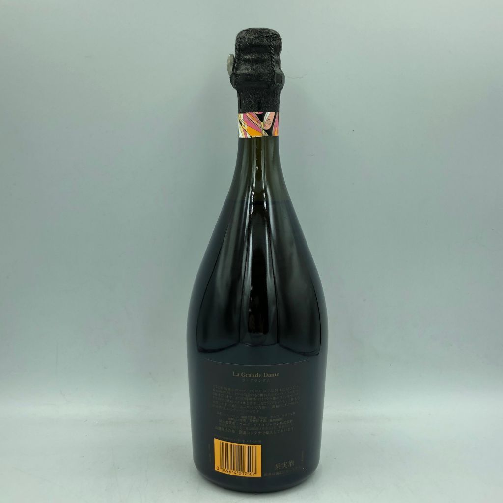 ヴーヴクリコ✖️エミリオプッチ　1996 ヴーヴ クリコ ラ グランダム エミリオプッチ 1996 750ml その1