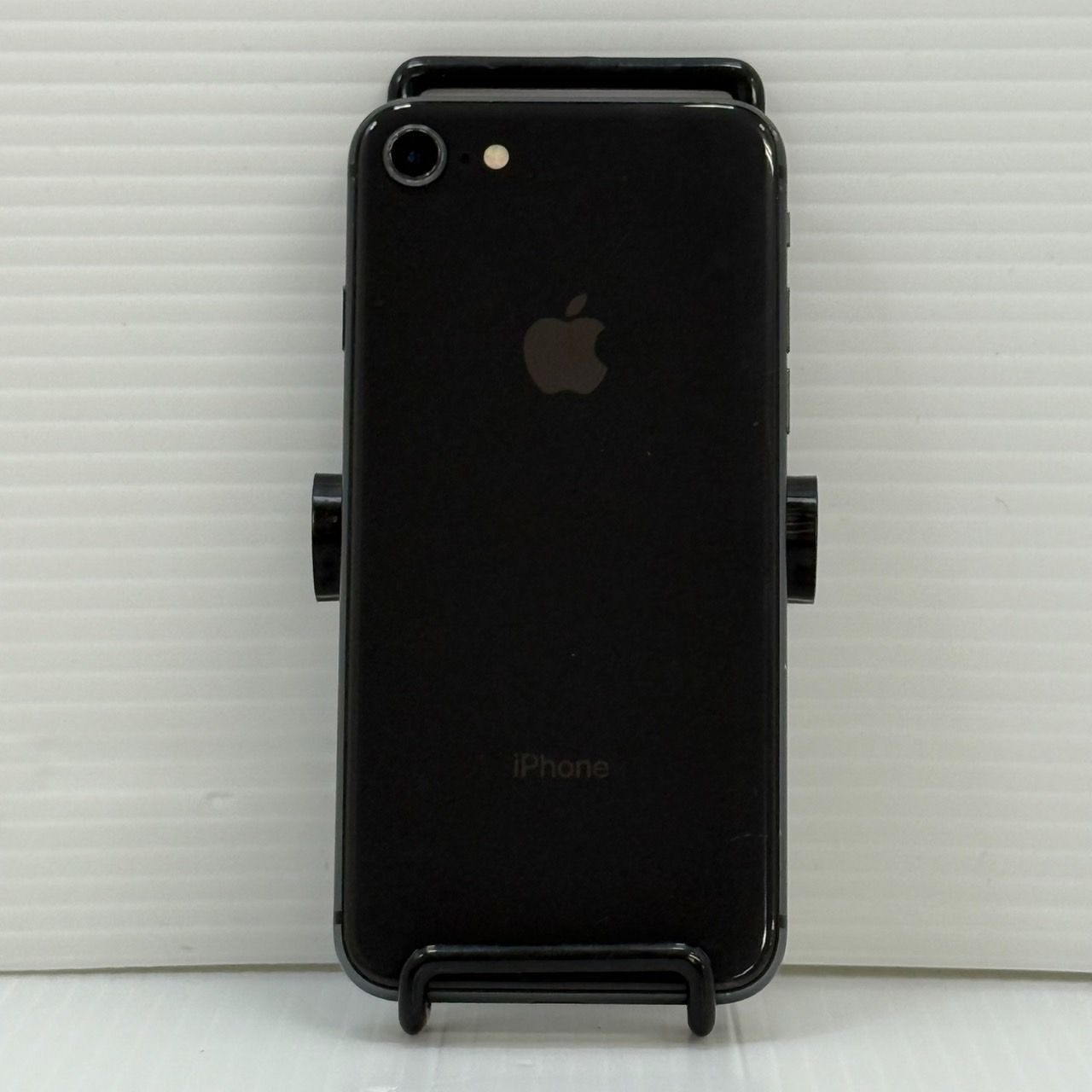 ☆SIMロック解除済☆iPhone8 スペースグレー64GB（MQ782J/A）☆※0331 