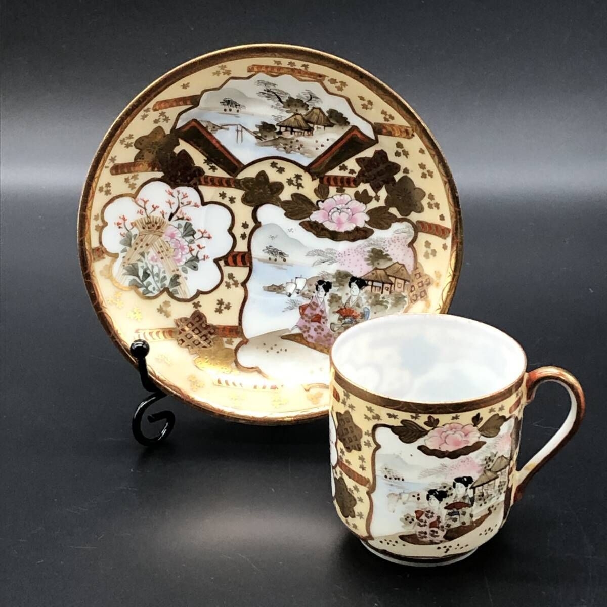 専用】アンティーク ヘーゼルアトラス リップルピンクカップアンドソーサー ヘーゼルアトラス ピンクリップル カップ&ソーサー 2客セット ❤️ ヘーゼルアトラス ピンクリップル ❤️カップ&ソーサー プレートset ヘーゼルアトラス カップ＆ソーサー