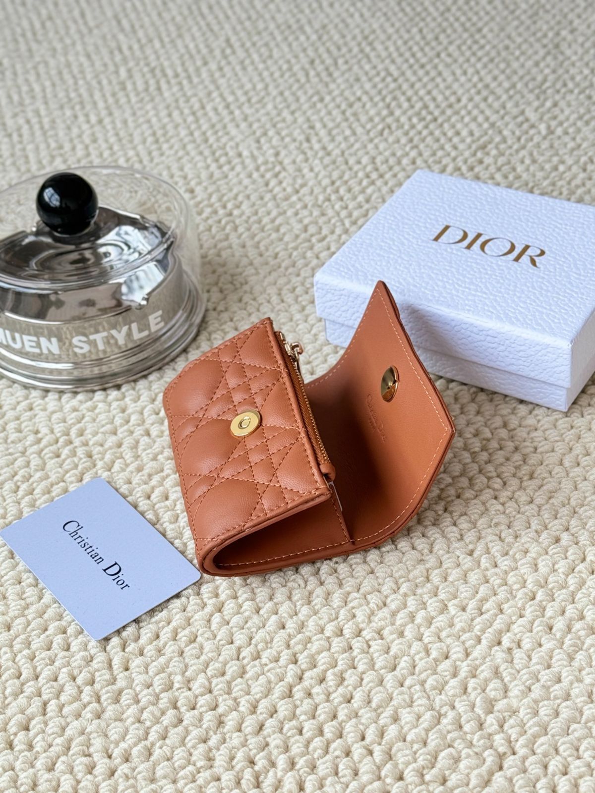 エレガント＊高級感【DIOR】My Dior Glycine ウォレット My Dior Glycine Wallet Black Cannage Lambskin | DIOR
