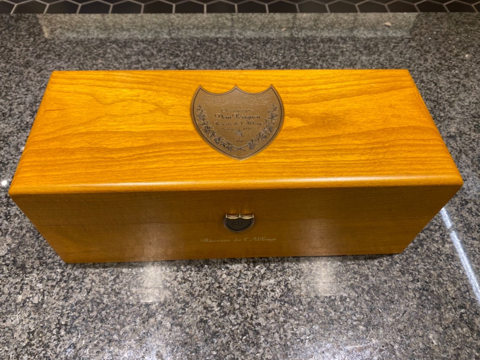 ドンペリ ラベイ 空き箱 30個 ドンペリニヨン レゼルヴドラベイ 空き箱 - メルカリ