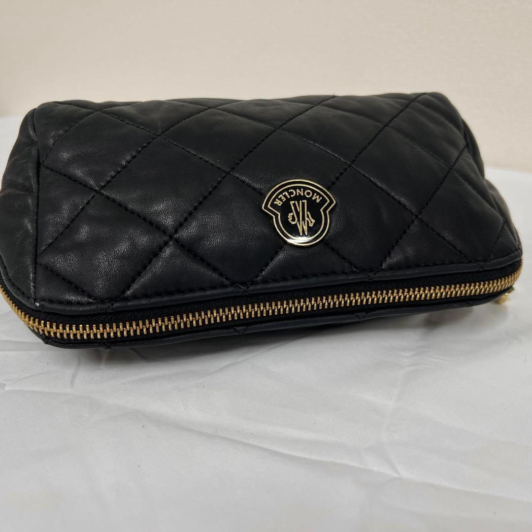 MONCLER モンクレール
