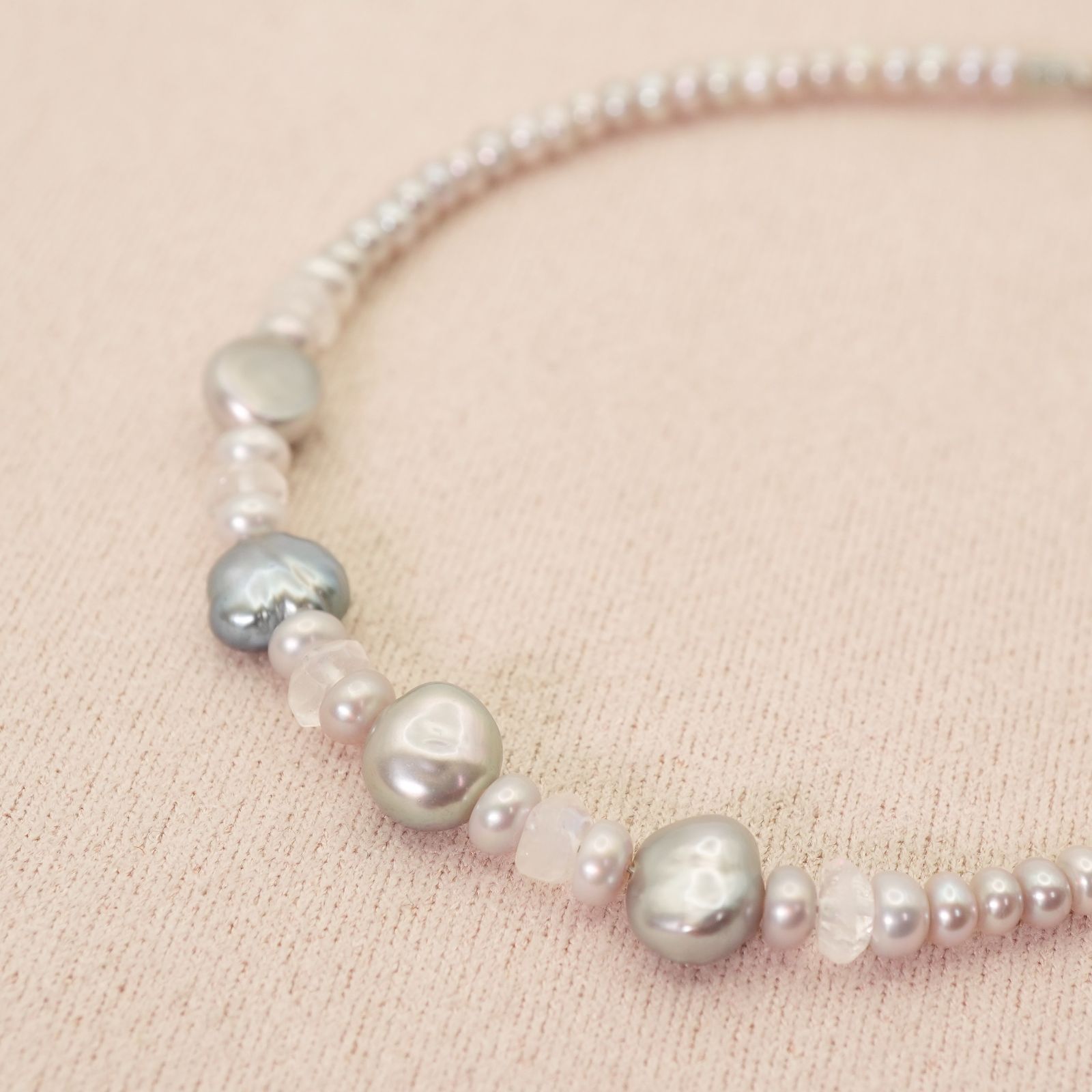 【美品】agate アガット 淡水パールブレスレットバングル agete（パール ・ ブレスレット/バングル）のフリマアイテム一覧