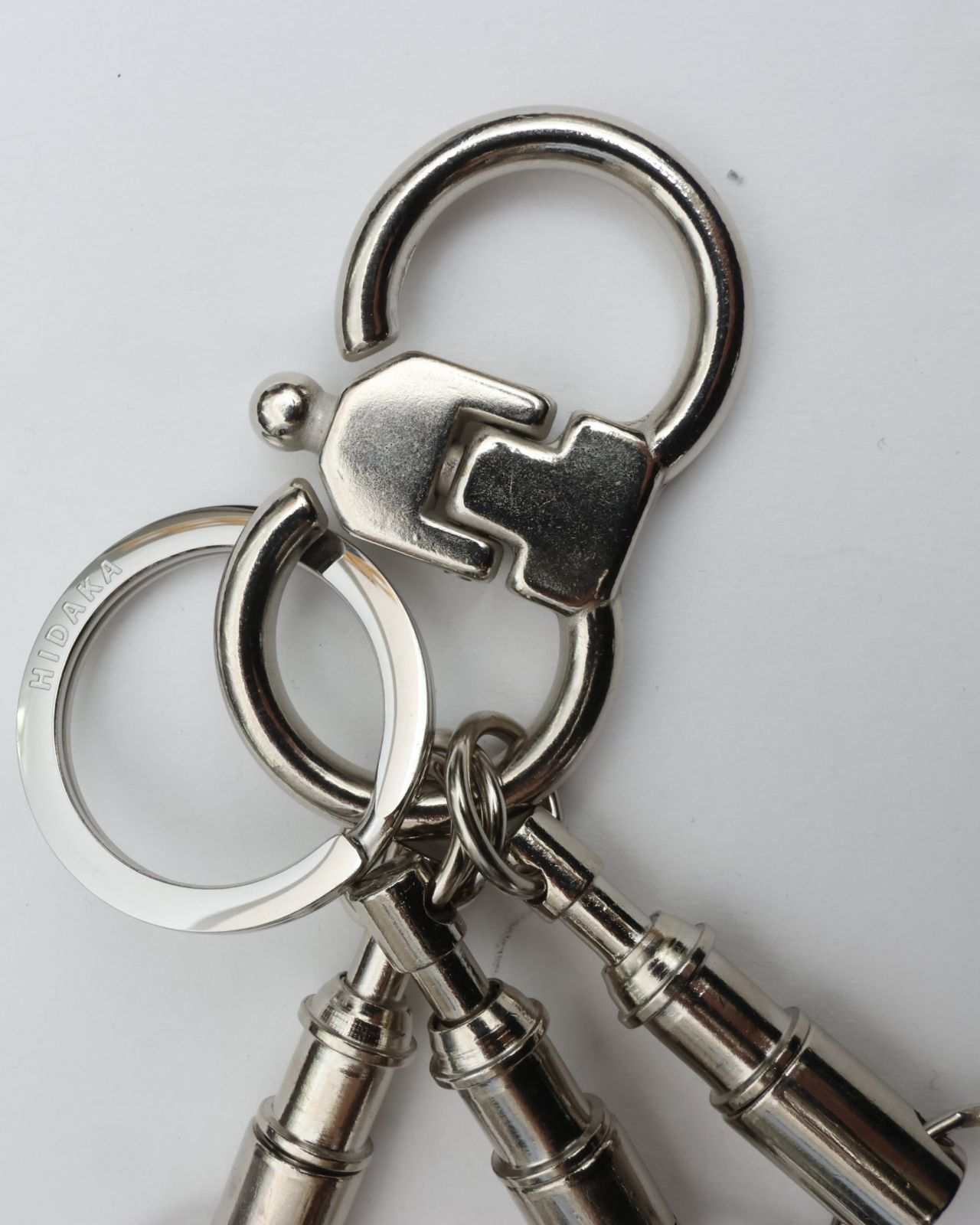 HIDAKA ヒダカ RELEASE KEYCHAIN リリース キーチェーン カラビナ
