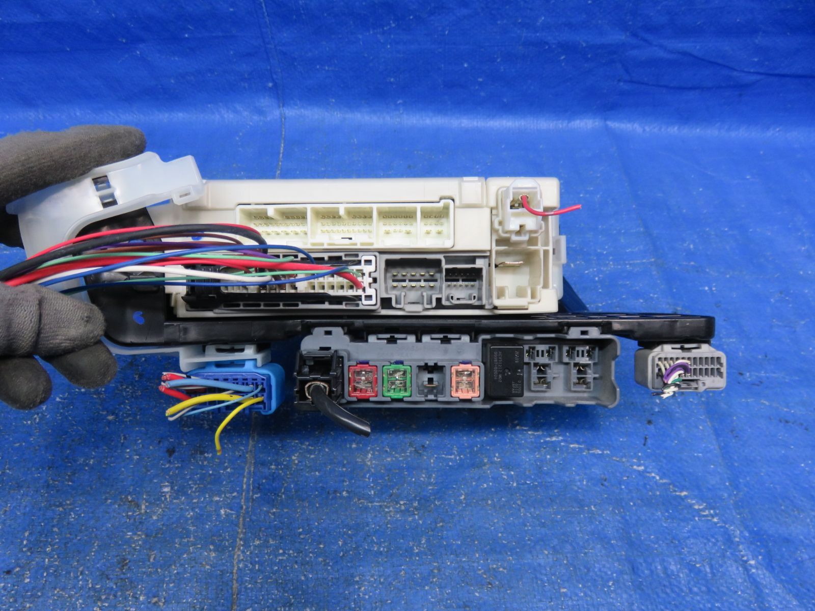 ヒューズボックス 純正