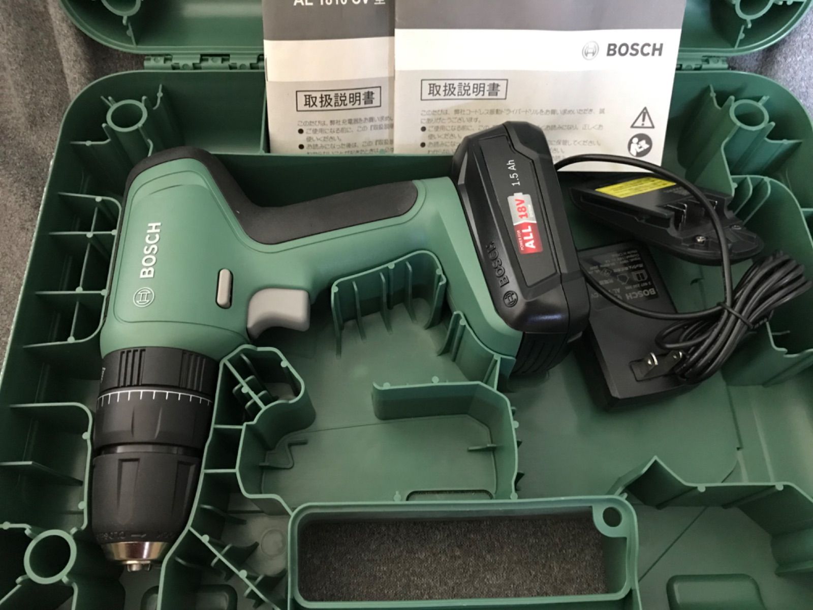 BOSCH 18V 電動ドライバー UID118 展示品未使用 - メルカリ