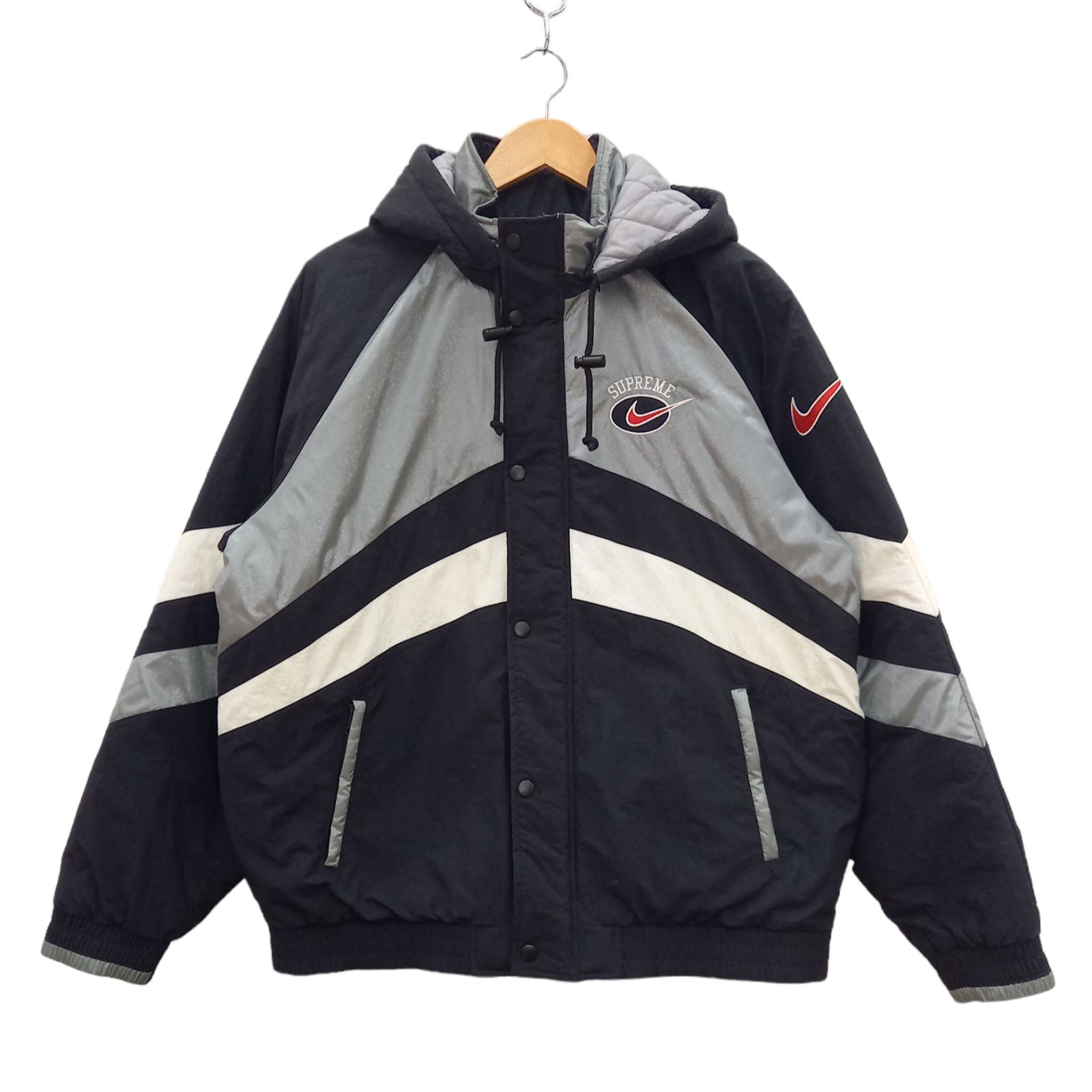 68.Supreme × NIKE Hooded Sport Jacket 【併売品】 - メルカリ