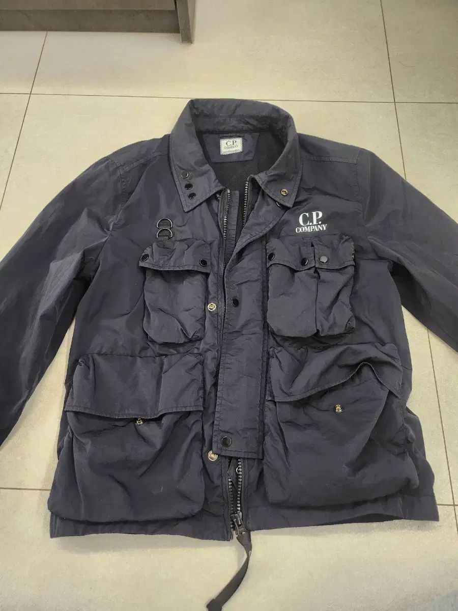 C.P. COMPANY シーピーカンパニー キッズ アウター 10サイズ