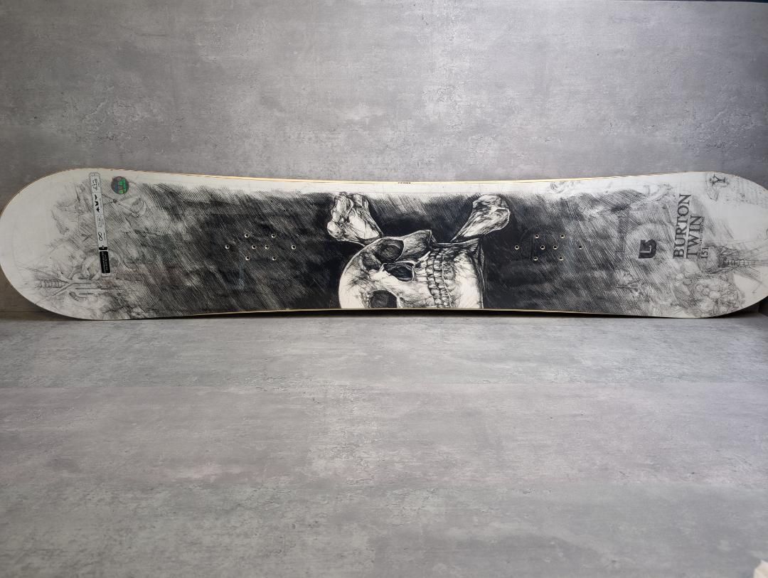 hasuさま 板のみにブーツバインなしへ変更 BURTON TWIN SCULL