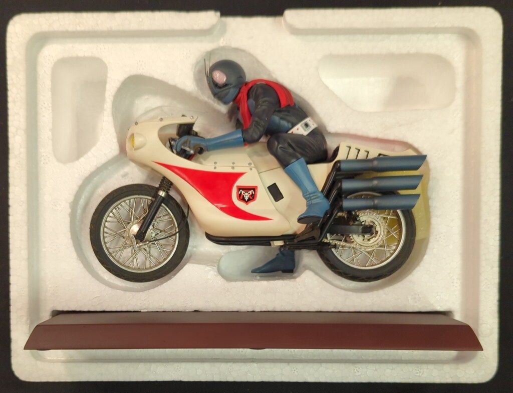 ポピーB-CLUB 1/12サイズポリストーン製仮面ライダーX&クルーザー 仮面ライダーX フィギュア 仮面ライダーX＆クルーザー 「仮面ライダーX