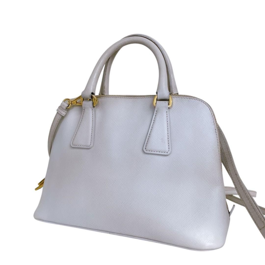 価格交渉/質問大歓迎♪】希少 プラダ プロムナード サフィアーノ 三角