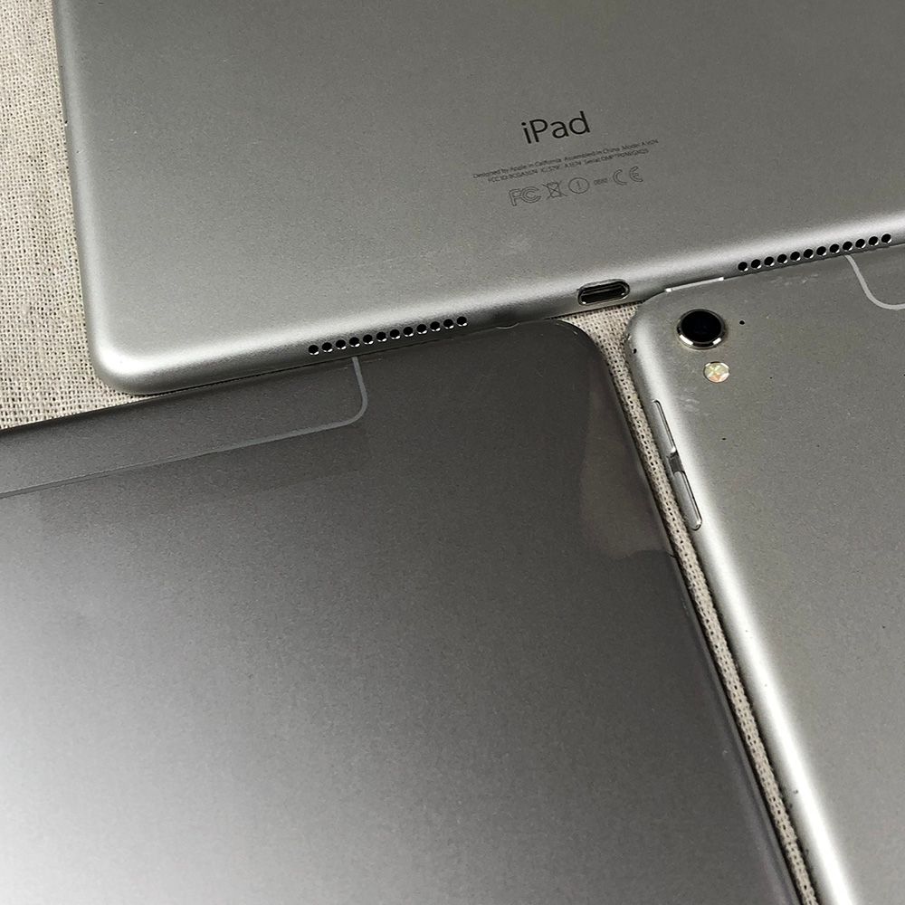 ◇ジャンク品・本体のみ◇【3点セット・SIMロック解除済】Apple iPad