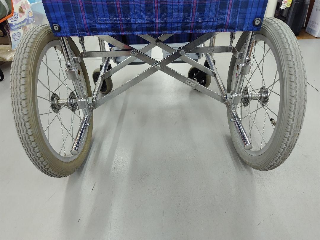 J059 今だけ値下げ☆介護式☆車いす☆KAWAMURA☆KHS-DT