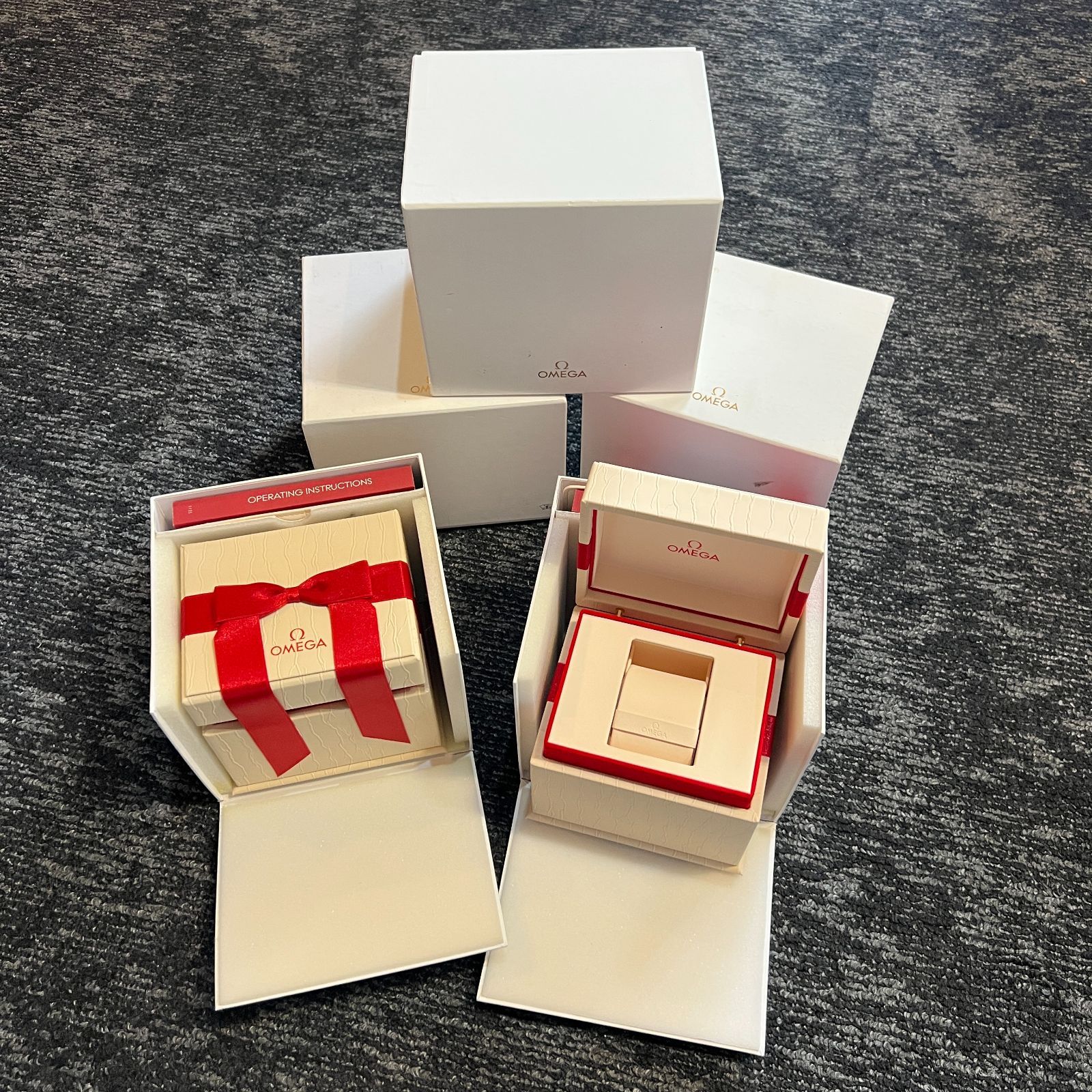 OMEGA オメガ腕時計 ボックス　空箱（外箱・中箱）4個（管理番号07004） OMEGA オメガ腕時計 ボックス 空箱（外箱・中箱）4個（管理番号