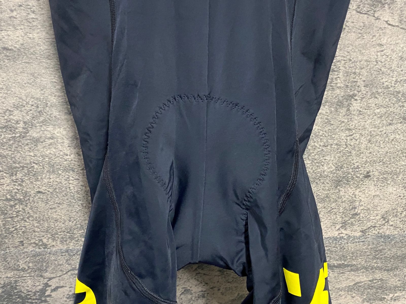 JJ756 ブラックシープ BLACKSHEEP ビブショーツ 黒黄色 BRIGHTFACE_UK