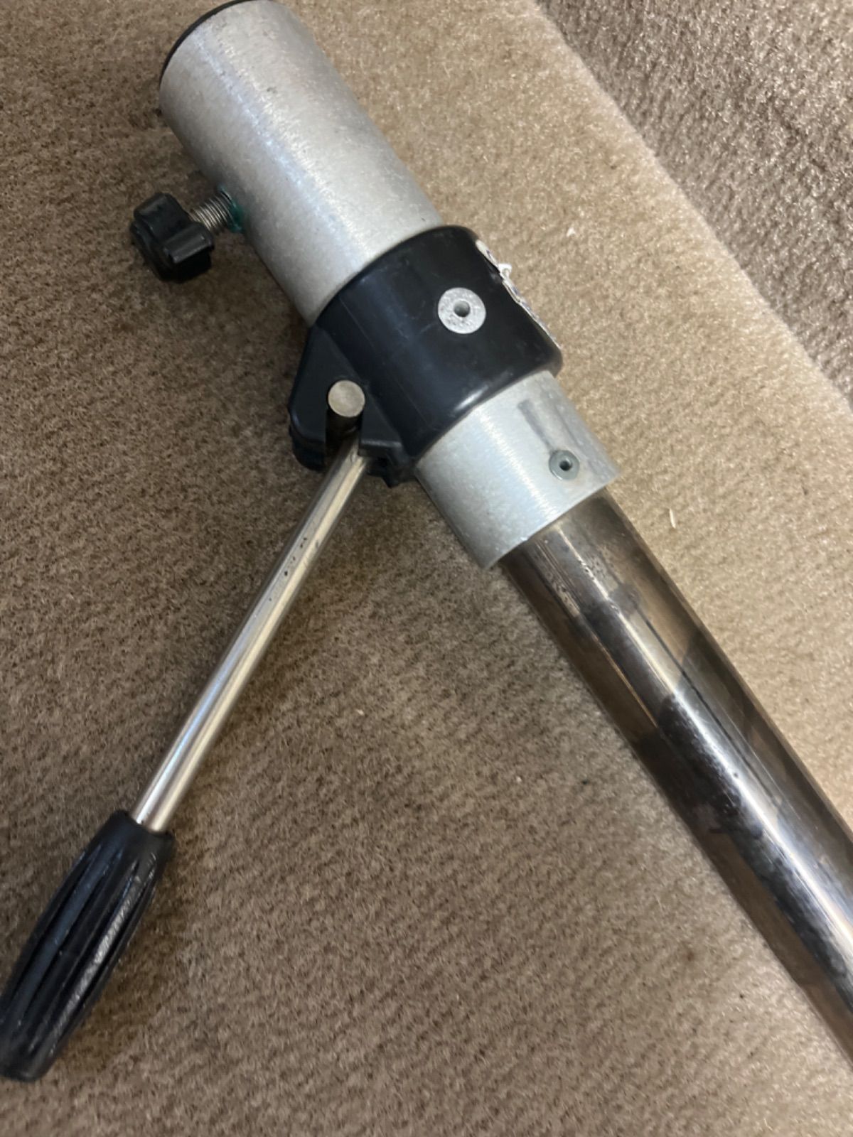 パワーアジャスタブルポスト