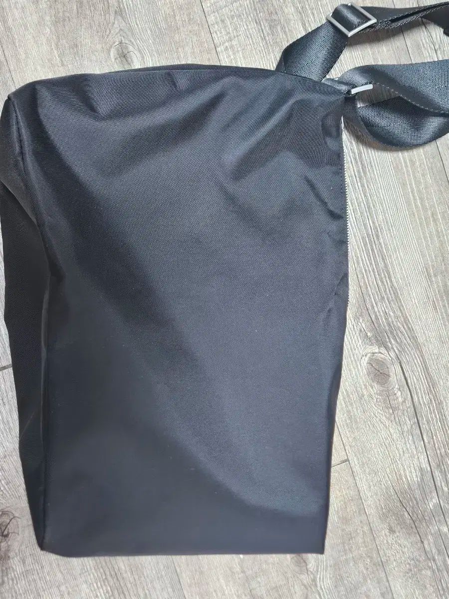 Human Made ショルダーバッグ オリーブグリーン 楽天市場】HUMAN MADE(ヒューマンメイド) サイズ:FREE 25SS