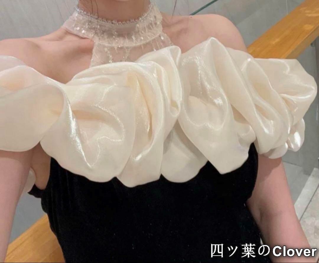 1着のみ 特別価格 ベロア生地の胸元フリル イブニングドレス 美品・未使用新品】1着のみ 特別価格 ベロア生地の胸元フリル