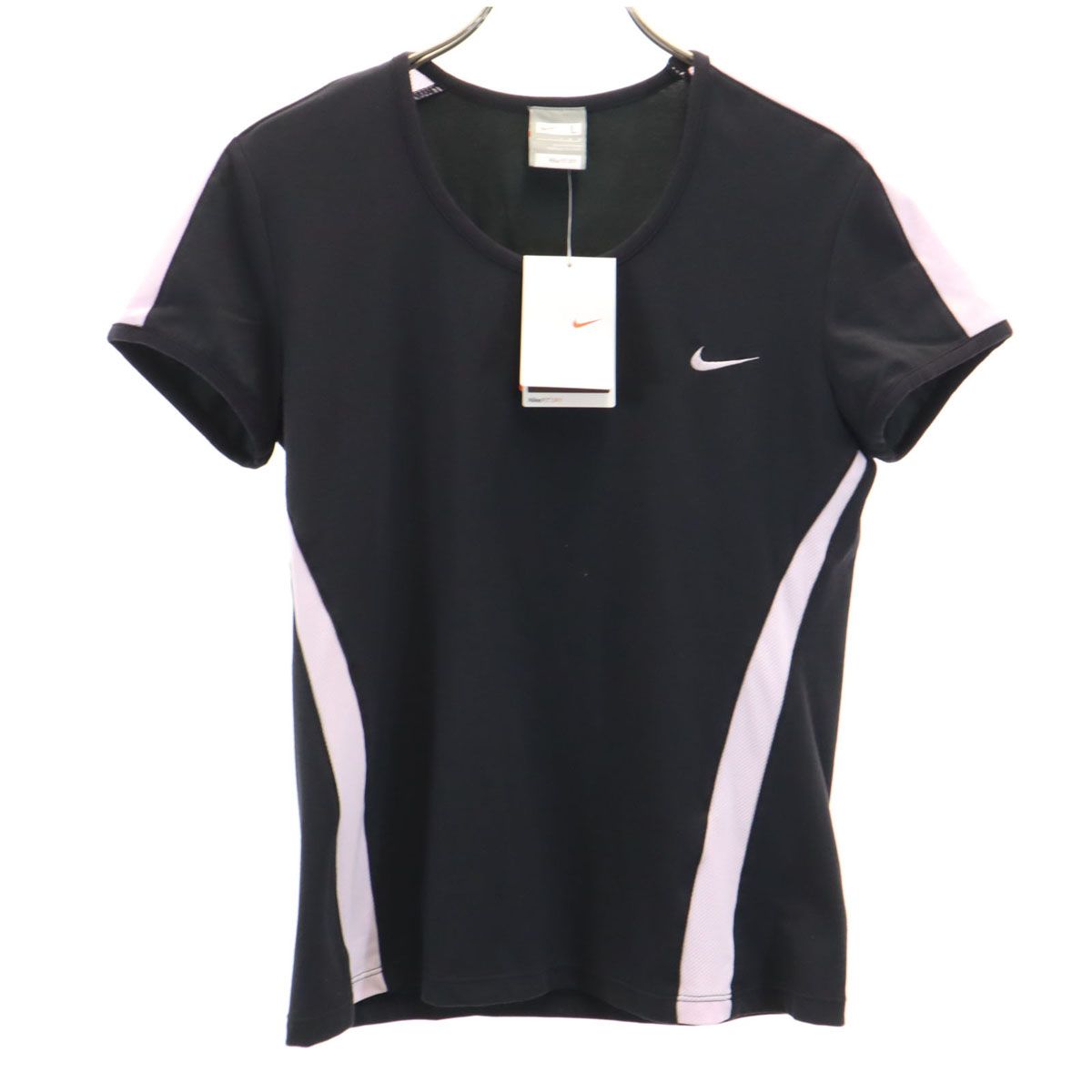 新品未使用品　NIKE 半袖 Tシャツ 未使用 NIKE ナイキ 半袖 Tシャツ L ブラック レディース 古着