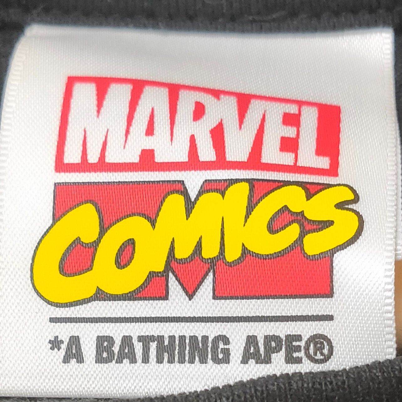 エイプ 】美品 マーベル コラボ marvel comics bape Tシャツ 黒 