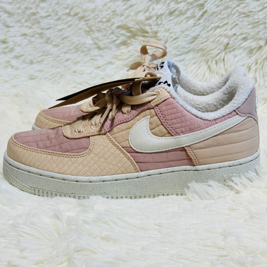 タグ付き美品 NIKE WMNS AIR FORCE 1 Low 07 LXX NN Toasty pink 24cm