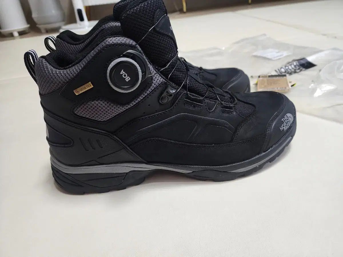 ノースフェイス純正 GORE-TEX ゴアテックス 登山靴