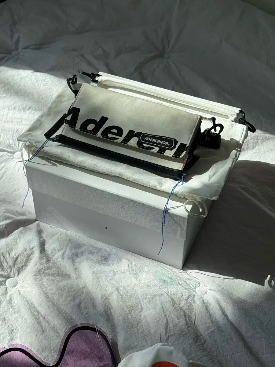 ADER ERROR レイトレイス ポーチ 白