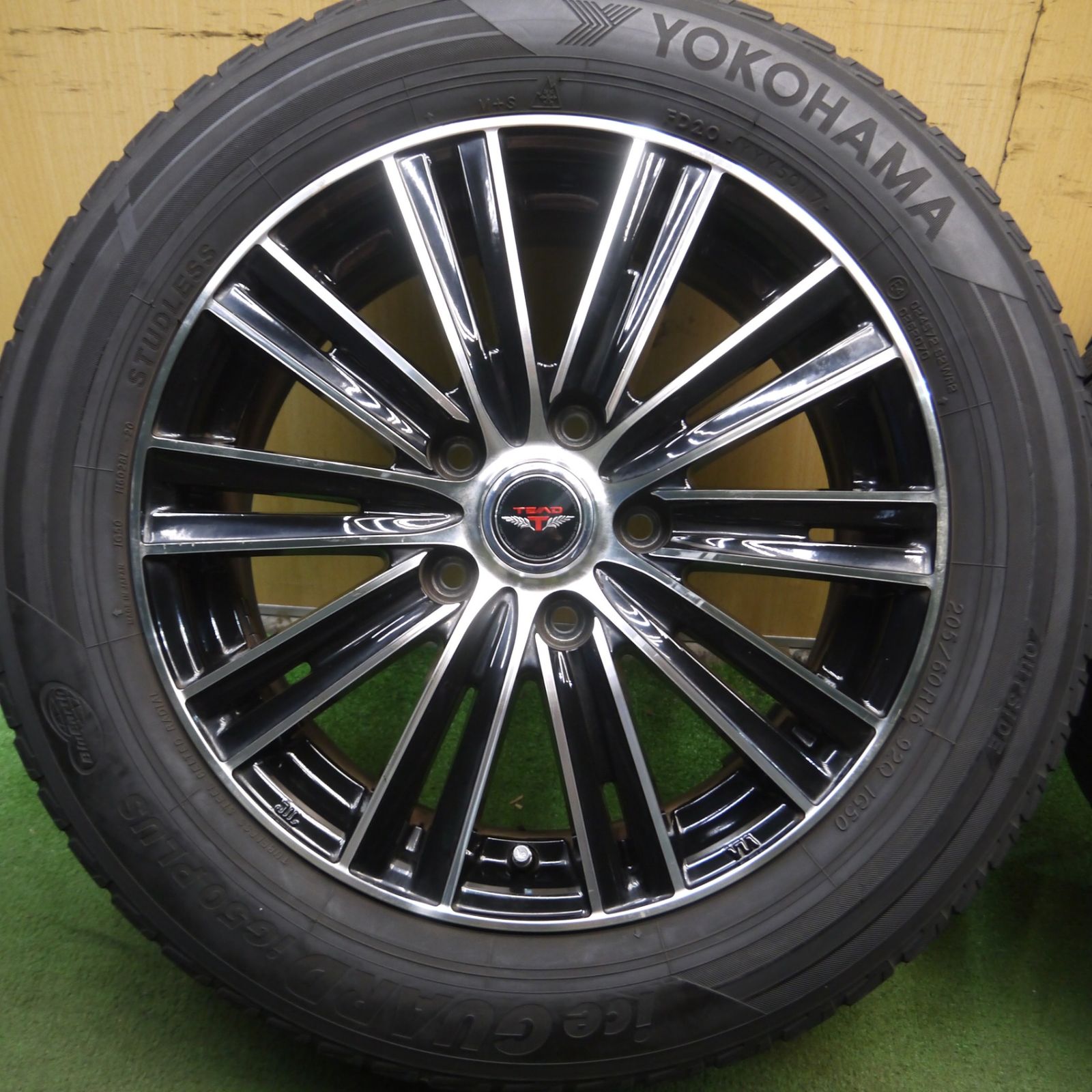 送料無料*4本価格☆スタッドレス 205/60R16 ヨコハマ アイス  