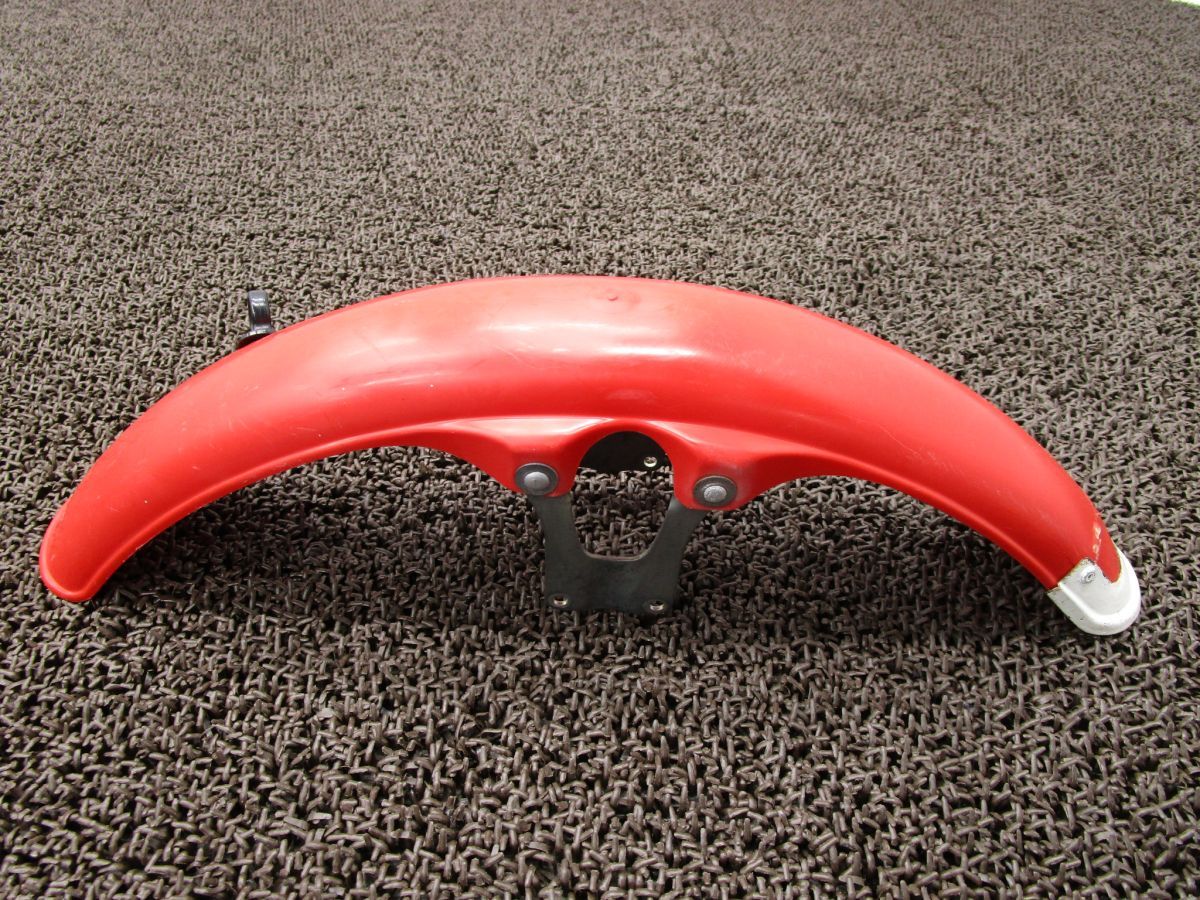 XE75 フロントフェンダー