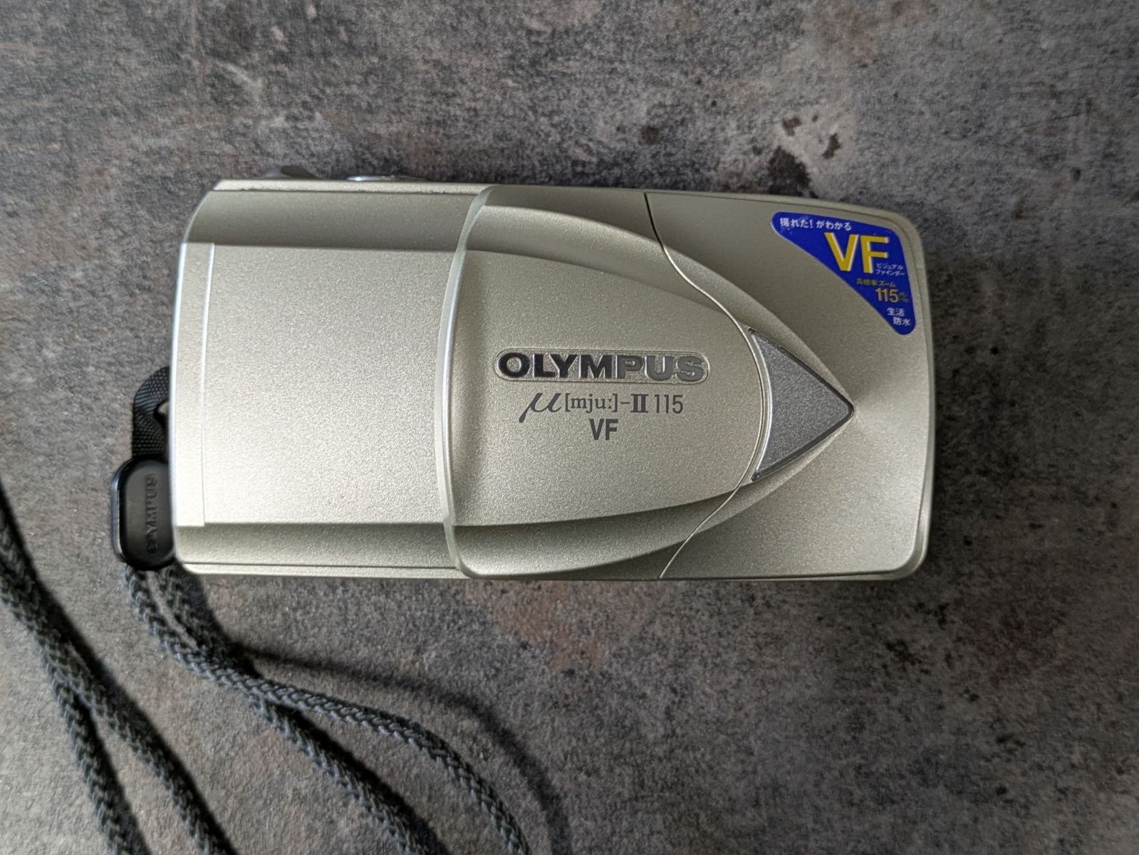 ⌘オーバーホール、完動品！ ハーフカメラ OLYMPUS PEN EE-3⌘ Amazon