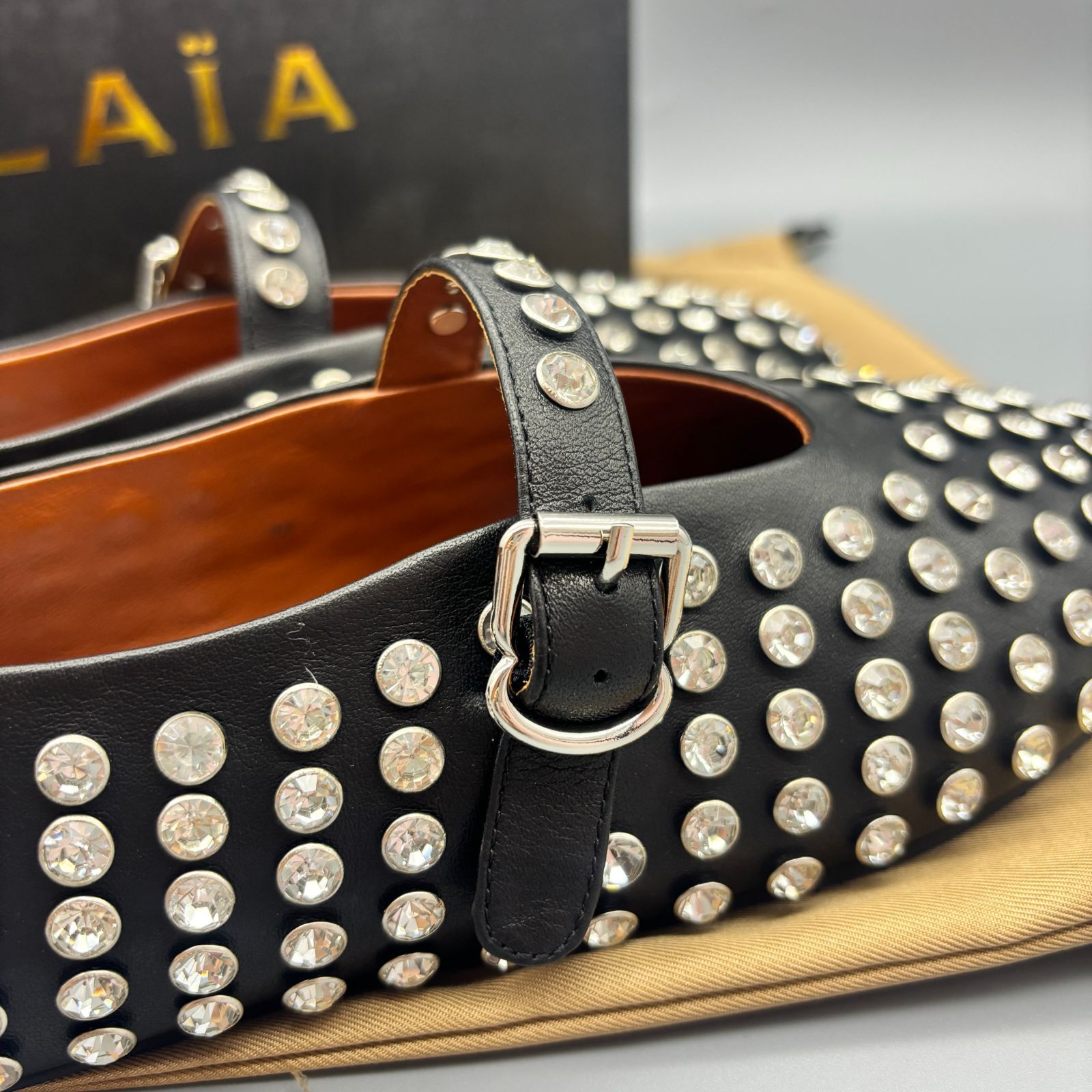 ALAIA ライトストーン ラムスキン製バレリーナ - メルカリ