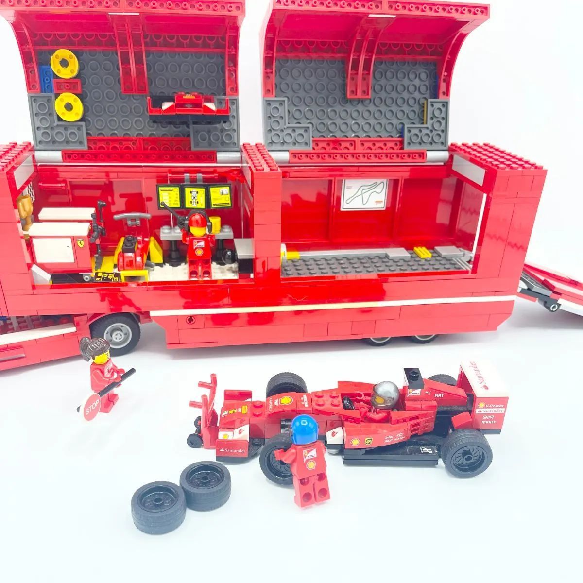 LEGO純正品 レゴ 乗り物 F14 T & スクーデリア・フェラーリ トラック 