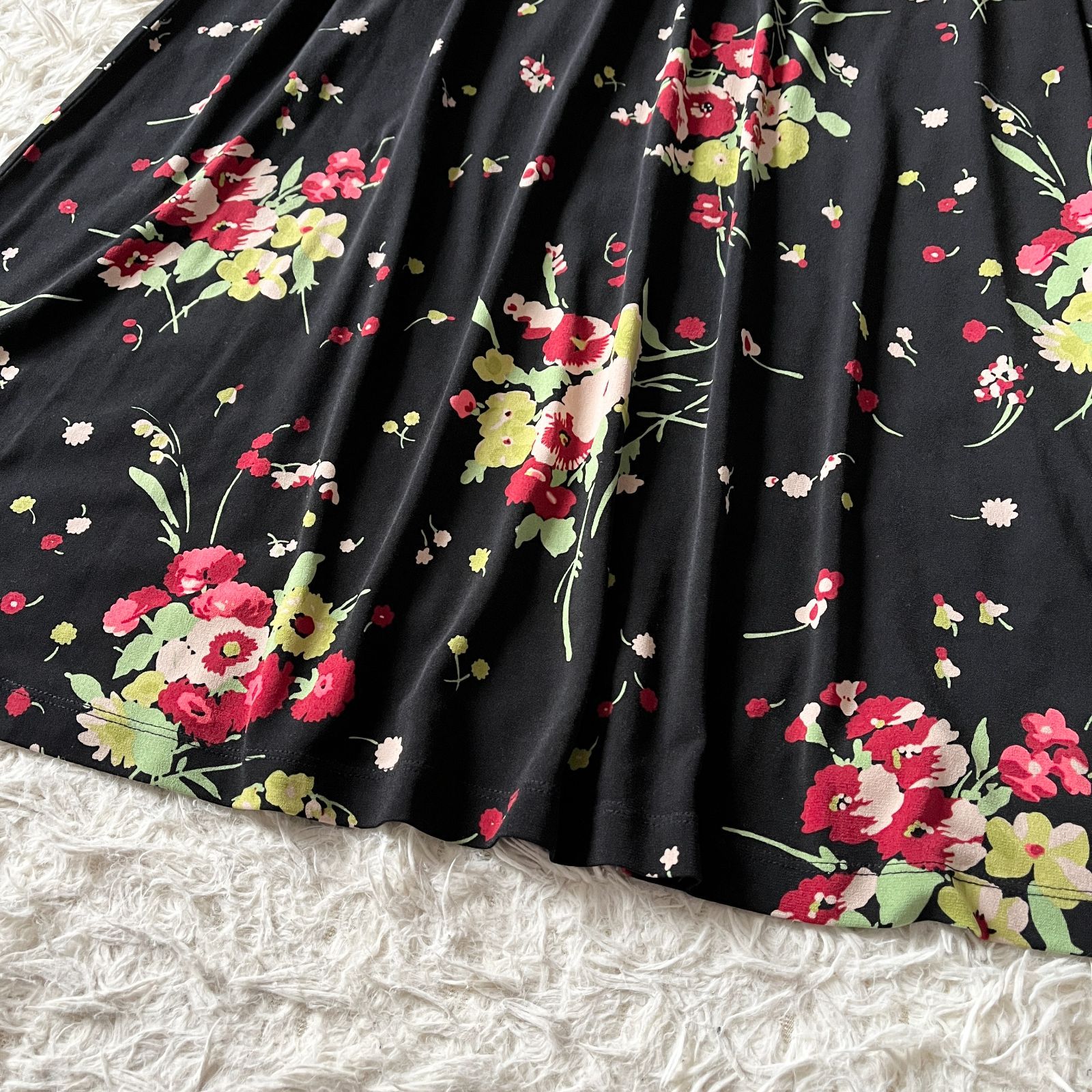 Laura Ashley ローラアシュレイ ロング丈 花柄ワンピース 黒 9号 M 