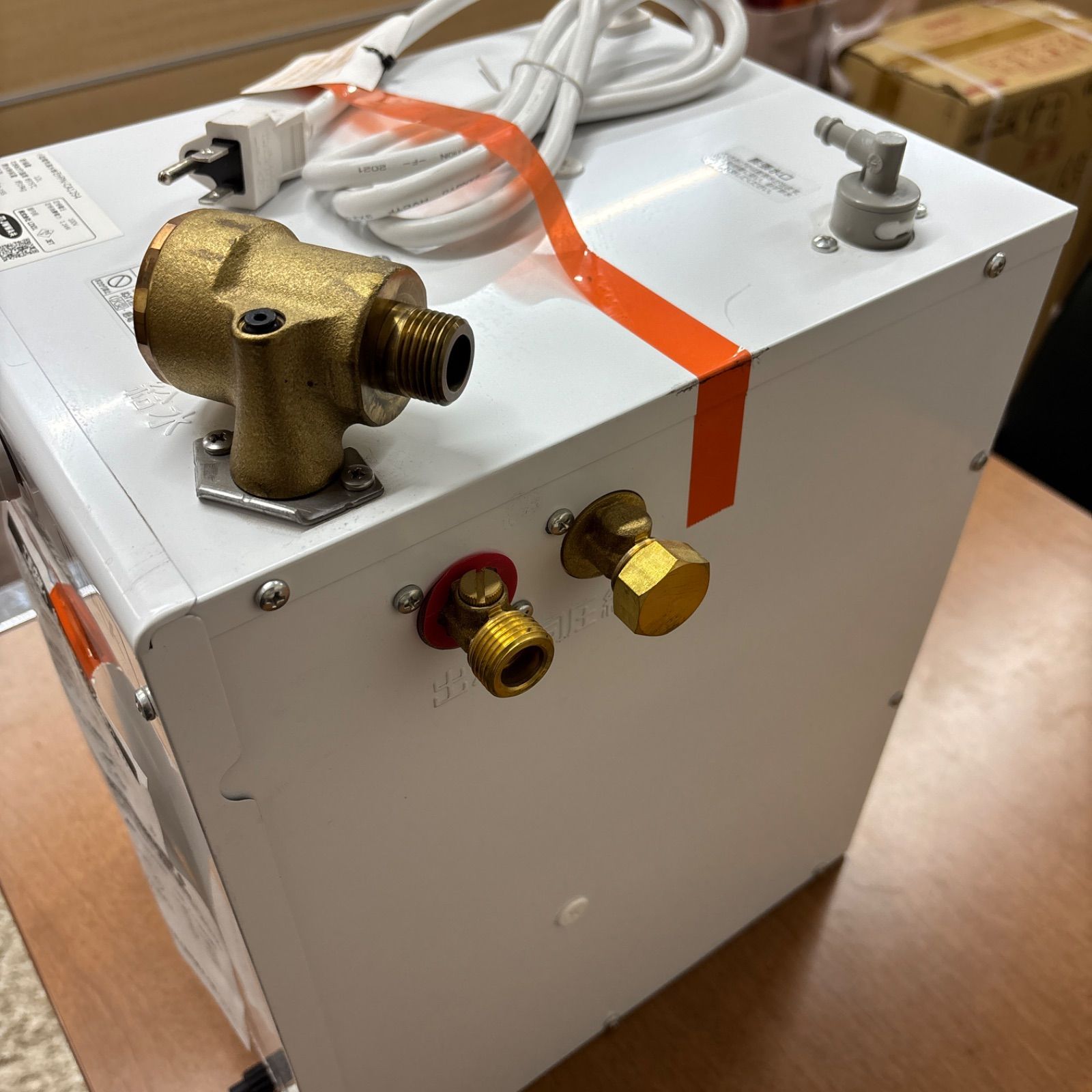 小型電気温水器 ゆプラス 適温出湯タイプ12L INAX EHPN-CA12S4 小型電気温水器 ゆプラス 適温出湯タイプ12L INAX EHPN-CA12S4