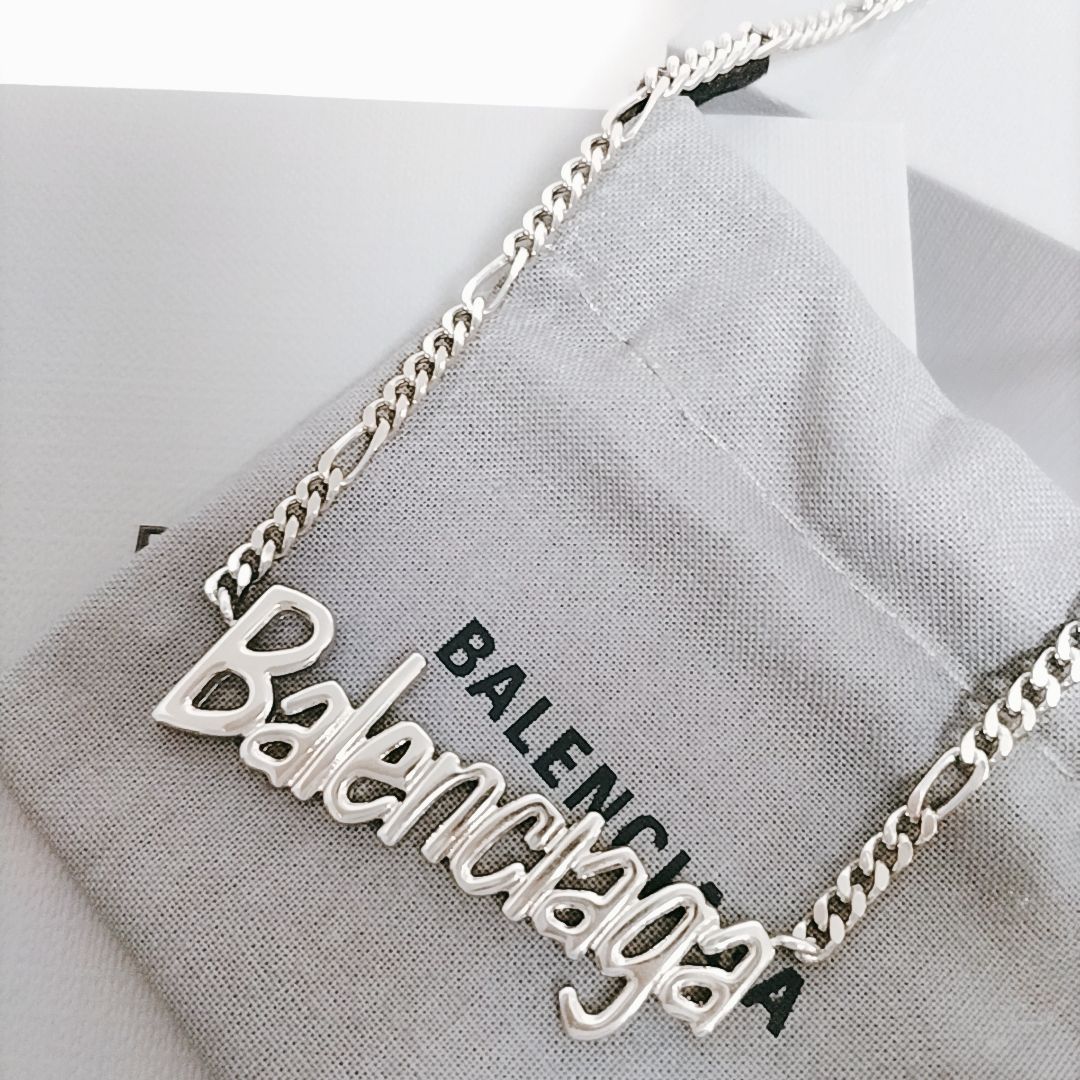 新品未使用】BALENCIAGA TYPO TURN ネックレス シルバー チェーン