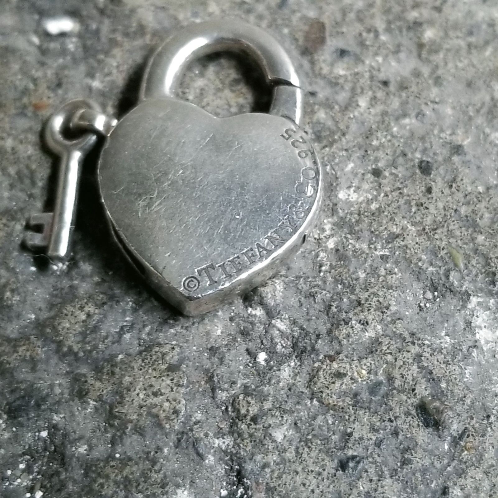 TIFFANY&Co. ハートロック キー ネックレストップ ティファニー 鍵