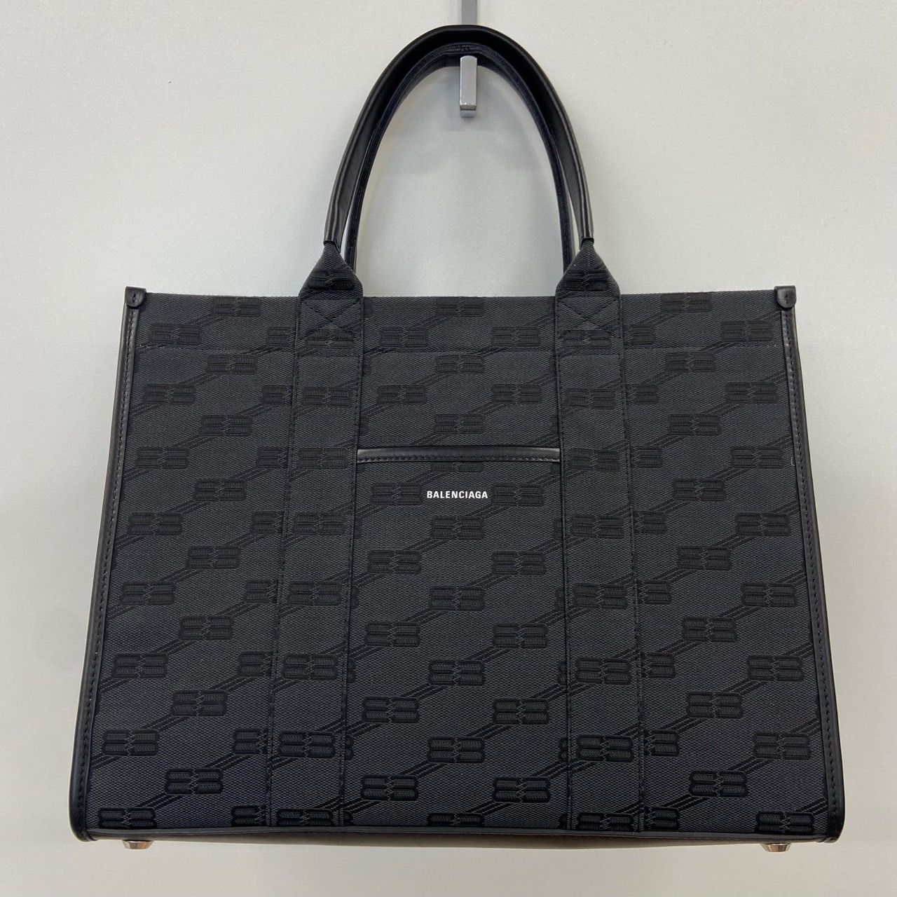 美品 BALENCIAGA バレンシアガ ハードウェア ミディアム BBモノグラム 