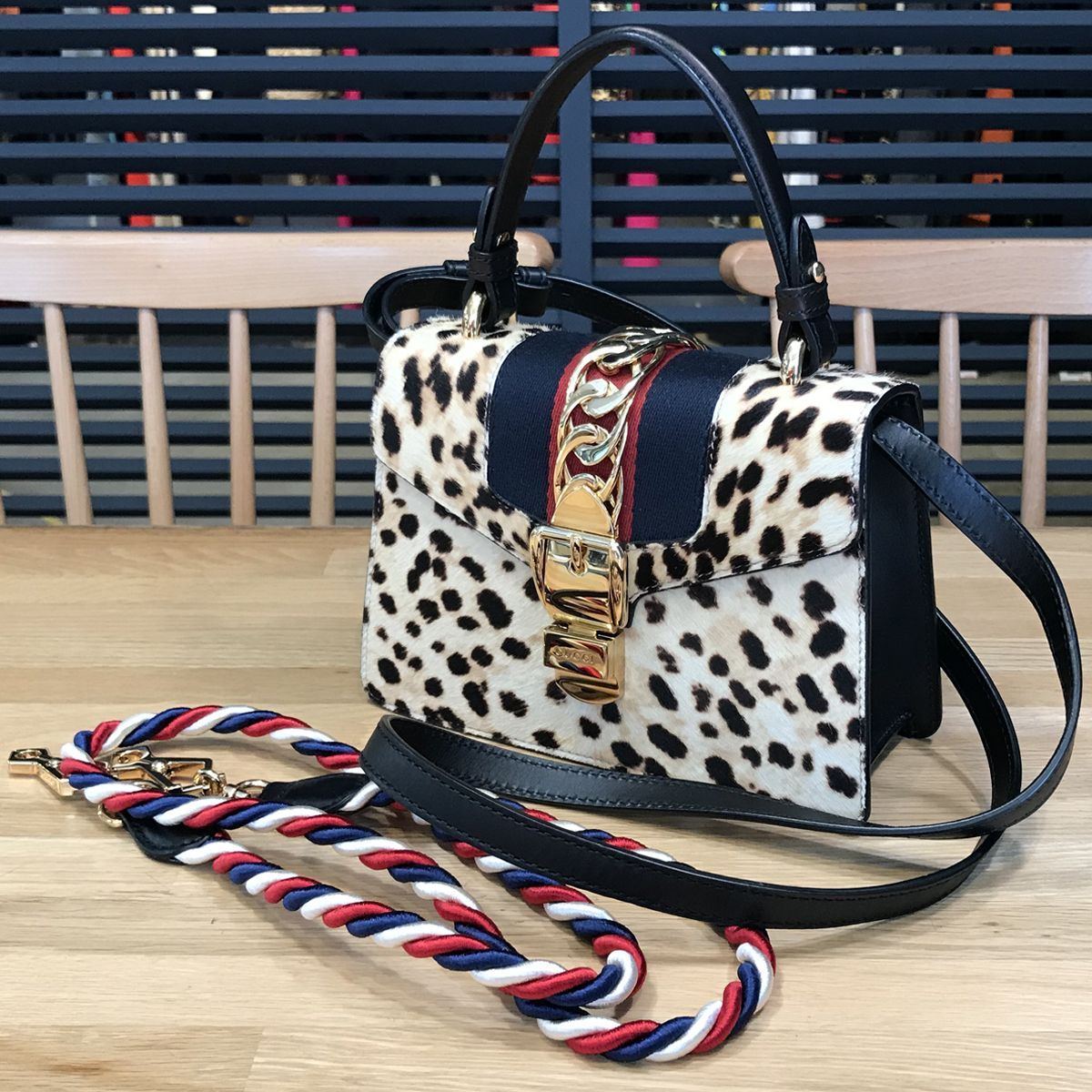超美品】グッチ シルヴィ 2WAY ミニ ハンドバッグ 470270 ショルダー 