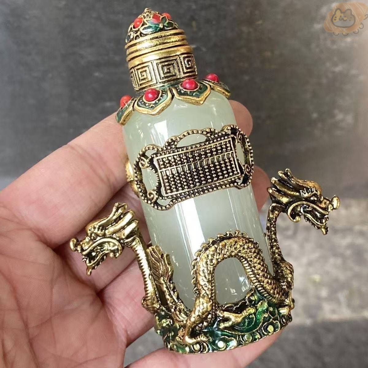 清時代鼻煙壺 龍雕刻 置物 中國古美術 高19.5cm 長3cm 重123g 清時代鼻煙壺 龍雕刻 置物 中國古美術 高19.5cm 長3cm 重123g