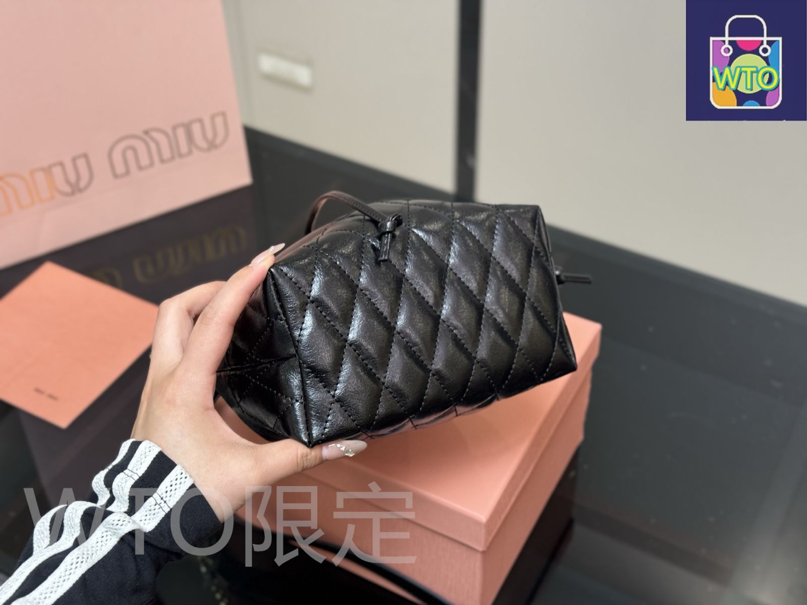 極美品！42%OFF！現品限り！！ QS　BREAK　BLACK 8ft PLAY BI-FOLD ZIP II 二つ折りウォレット｜マルチカラー
