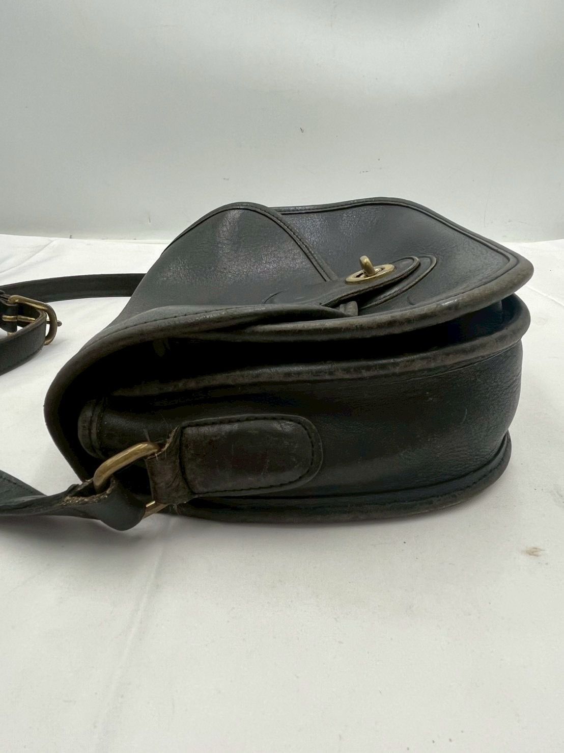 COACH オールドコーチ　ショルダーバッグ　USA製　H5L-9954 COACH オールドコーチ ショルダーバッグ USA製 H5L-9954 - メルカリ