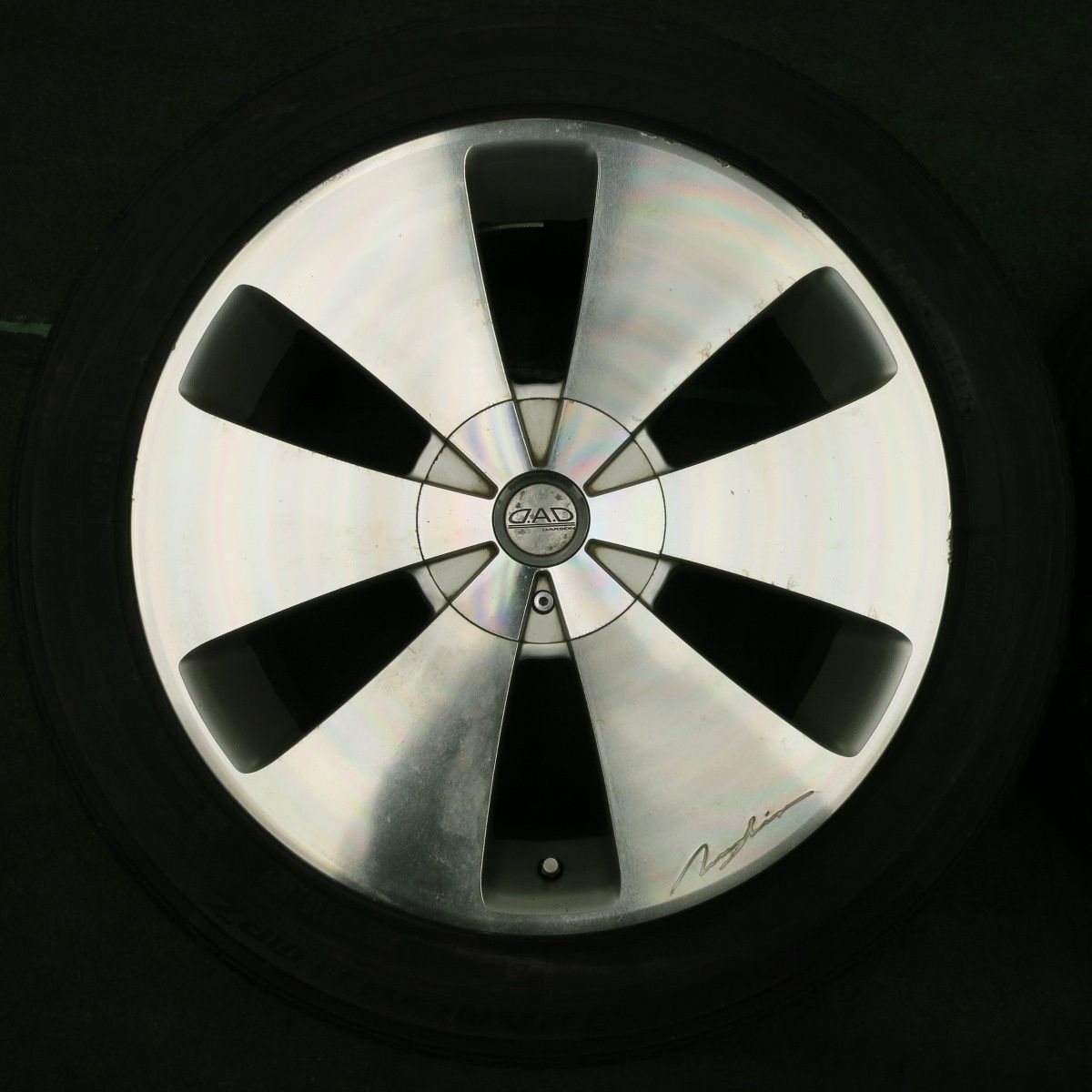 送料無料* 4本価格☆D.A.D GARSON ZUENGLEIN 225/50R18 トーヨー