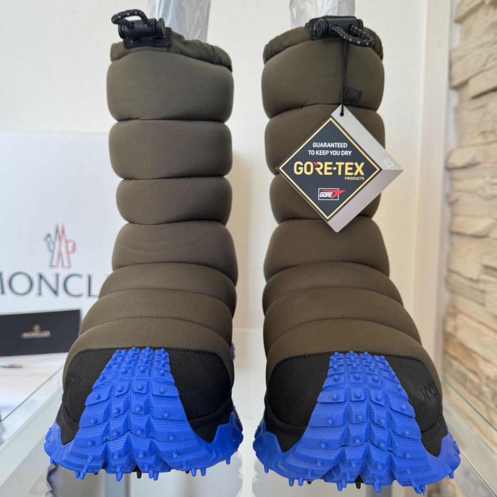 新品・未使用】42 Moncler Tailgrio パデッドスノーブーツ - メルカリ