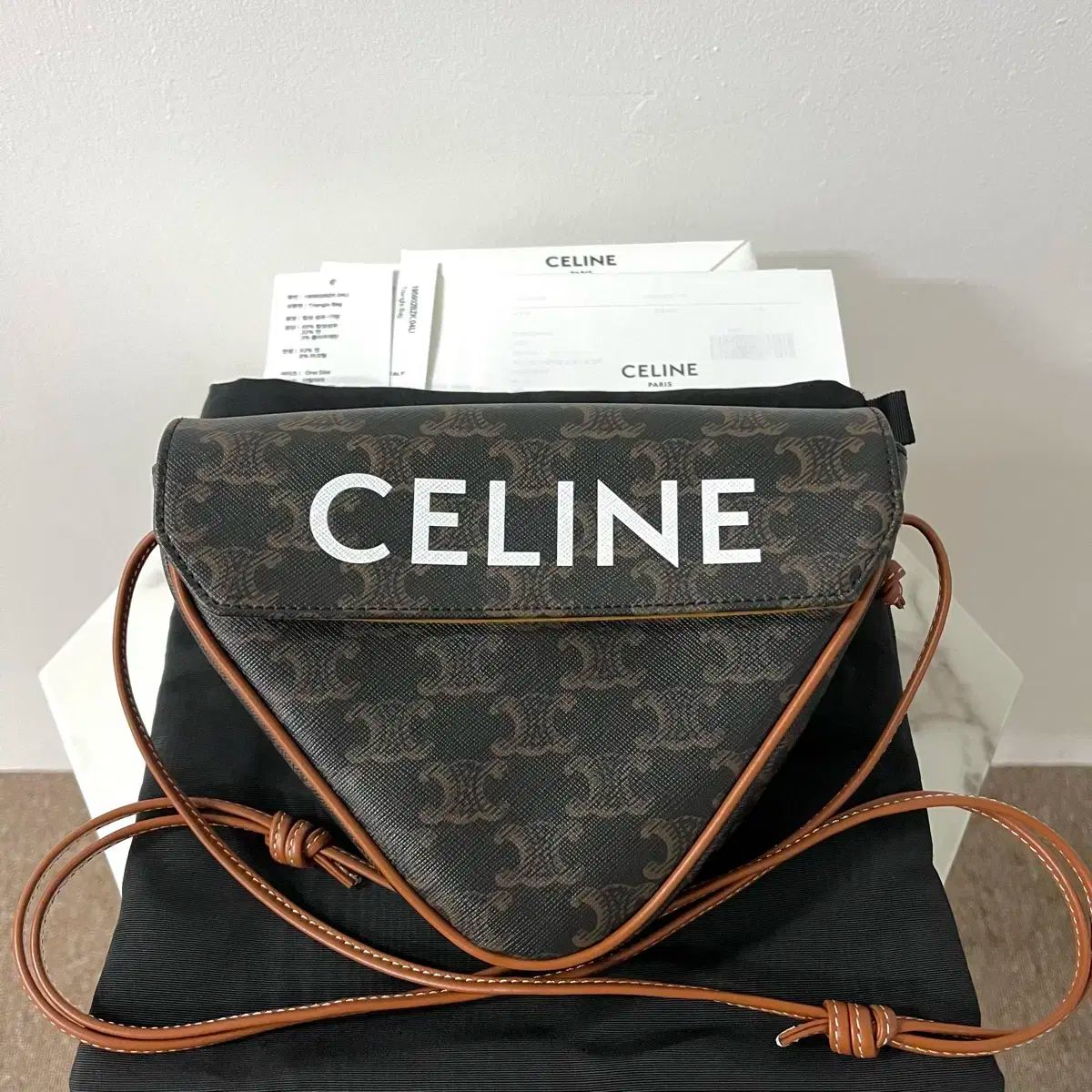 Celine セリーヌ ロゴ トライアングルバッグ キャンバス スモール クロスバッグ バッグ
