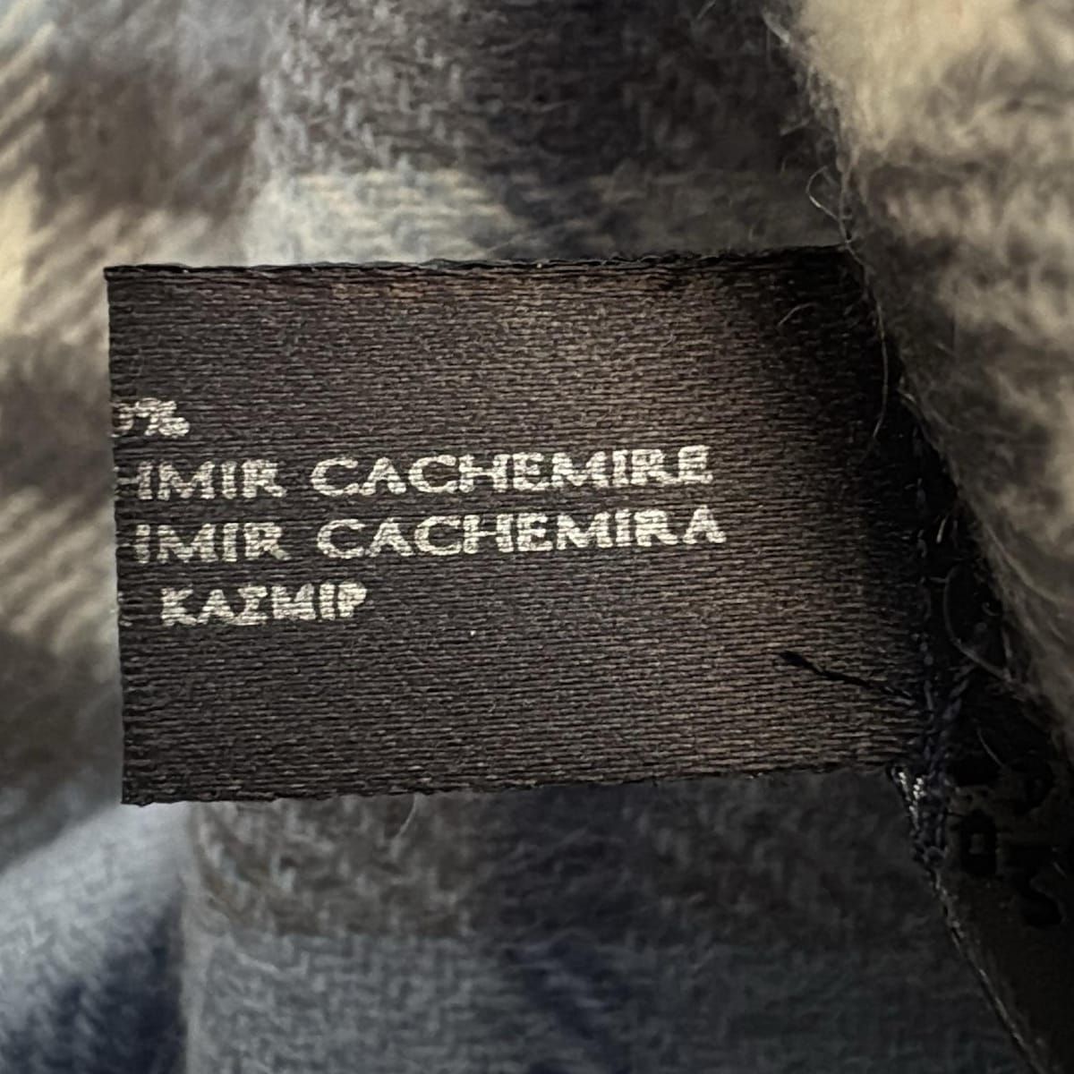 美品　BURBERRY バーバリーロンドン　チェック　大判カシミヤストール 美品 BURBERRY バーバリーロンドン チェック 大判カシミヤストール