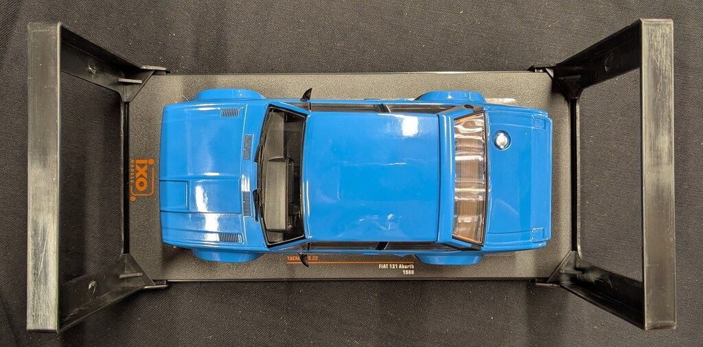 ixo MODELS 1|18 18CMC129.22 FIAT 131Abarth 1980