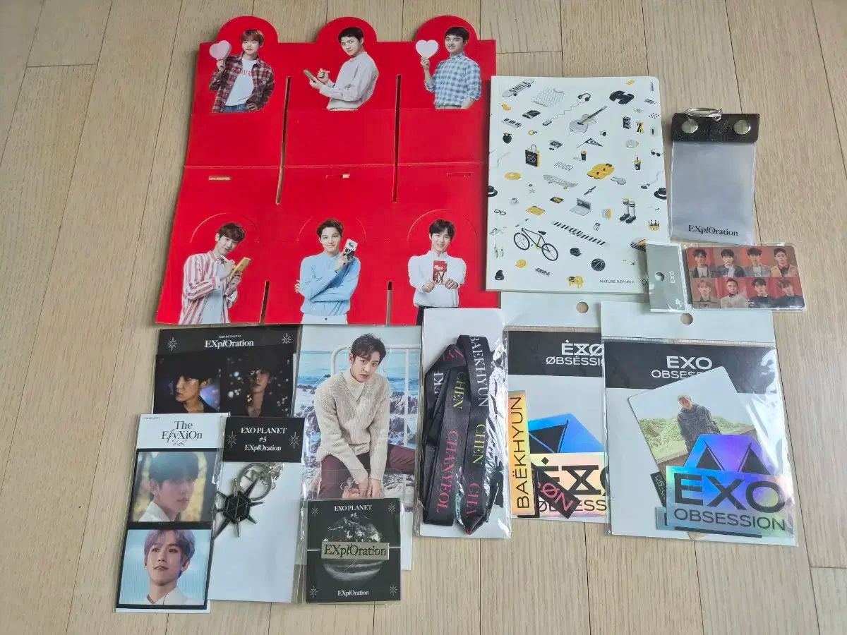 exo グッズ　まとめ売り EXO(エクソ) グッズ まとめ売り - メルカリ