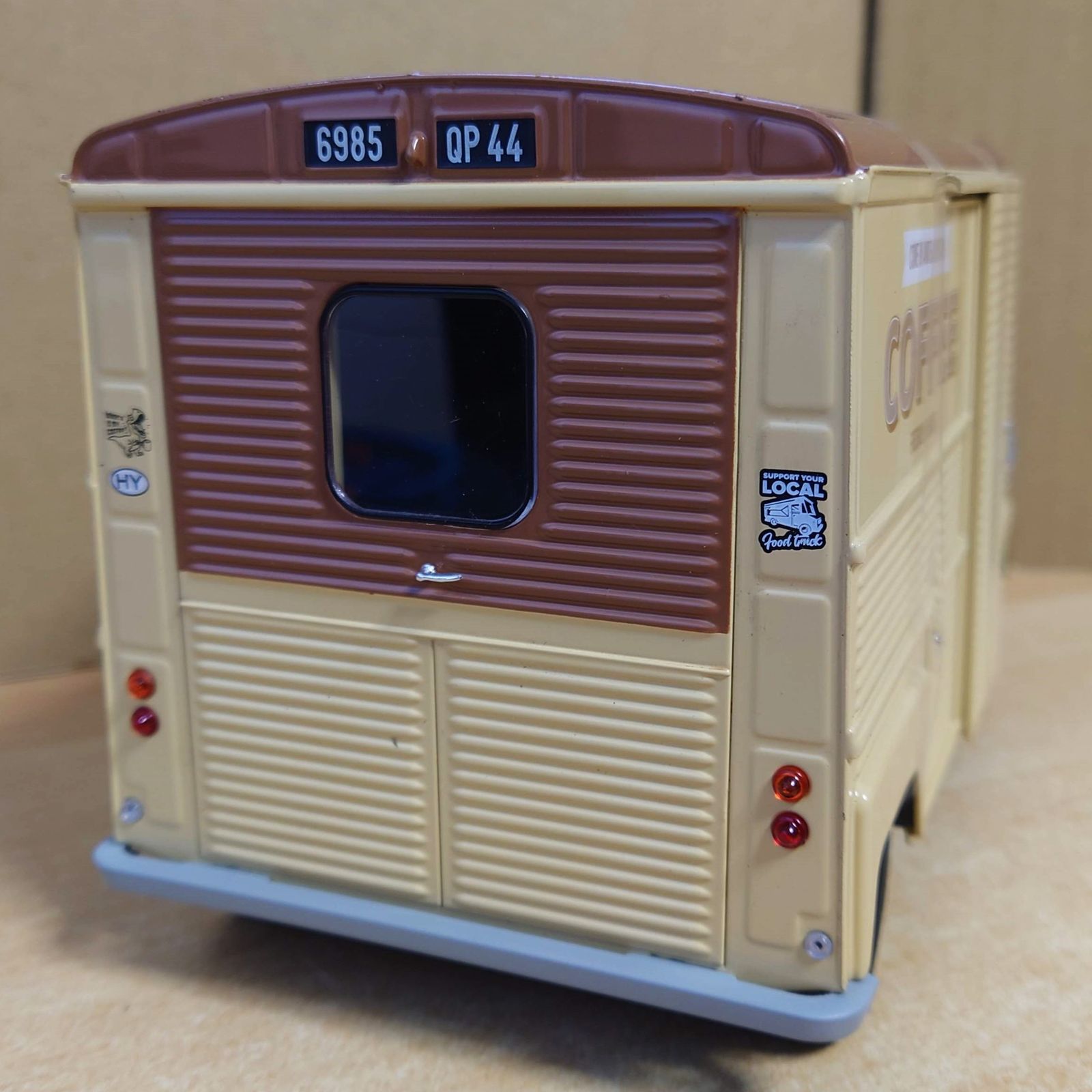 1/18 シトロエン タイプ HY COFFEE 1969ブラウン ソリド製ダイ