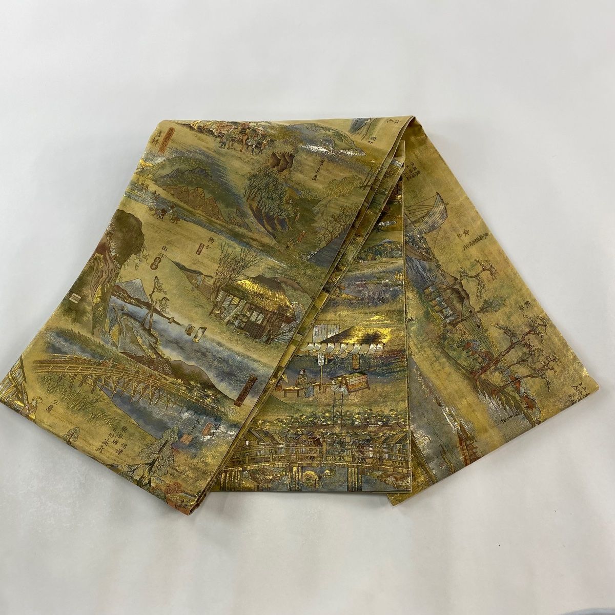 袋帯 美品 名品 八種四百十八景 富士山 箔 金色 お太鼓柄 正絹